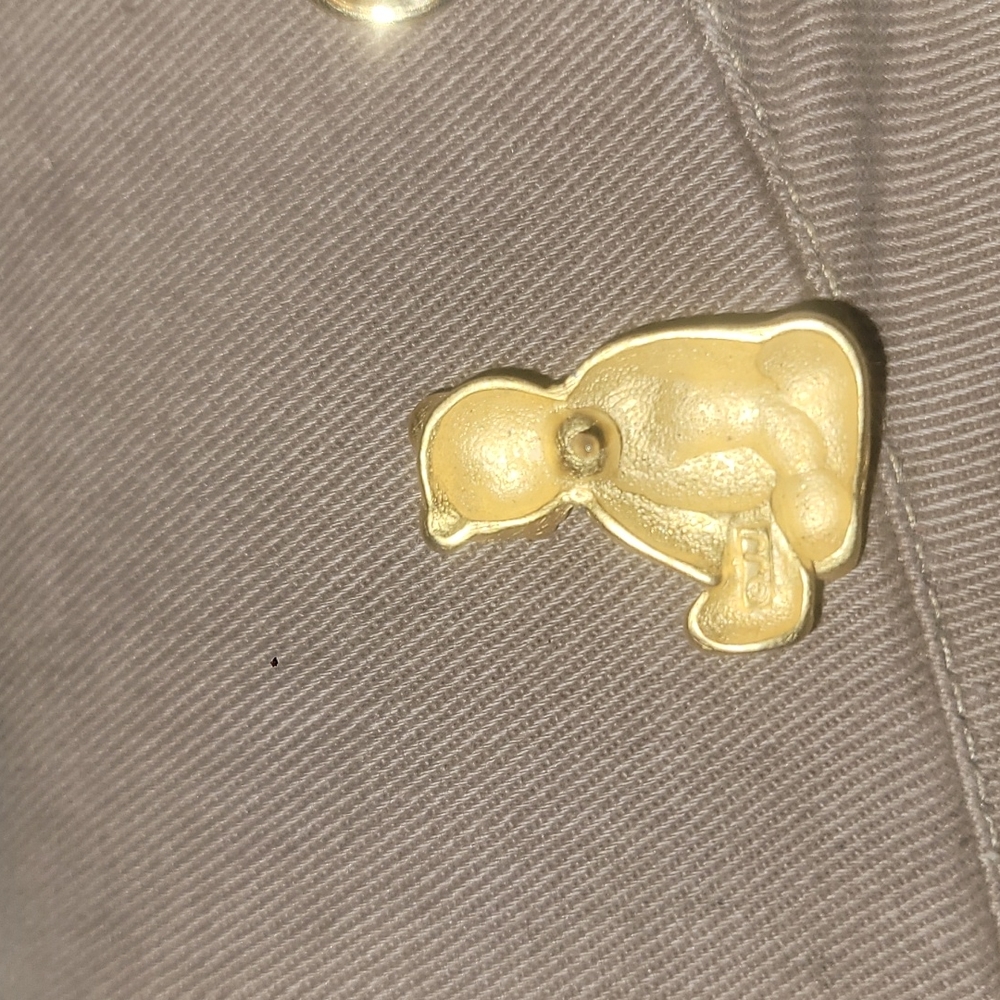 Vintage JJ Gold tone Bear Pin